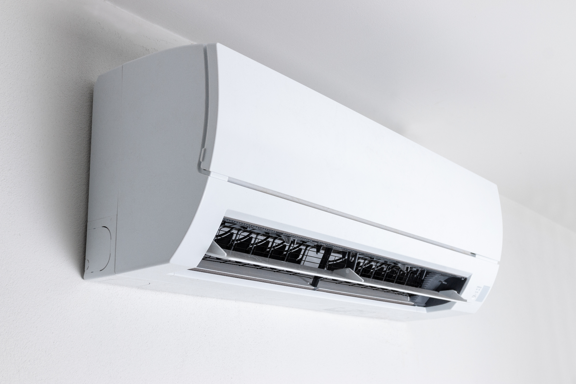Airco thuis laten plaatsen in 2026: kosten, vergunning en installatie